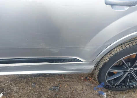 2021 Audi Q7 Premium Plus 55 Tfsi Quattro Tiptronic z USA, uszkodzony, nr VIN WA1LXAF71MD015926